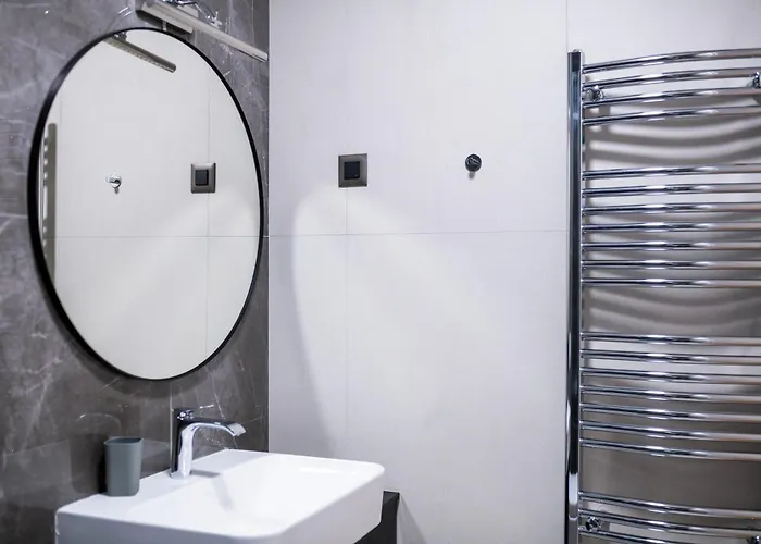 Center - The Port With Terrace & Garage Apartament Belgrad