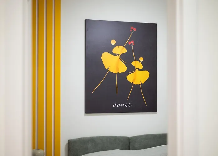 Center - The Port With Terrace & Garage