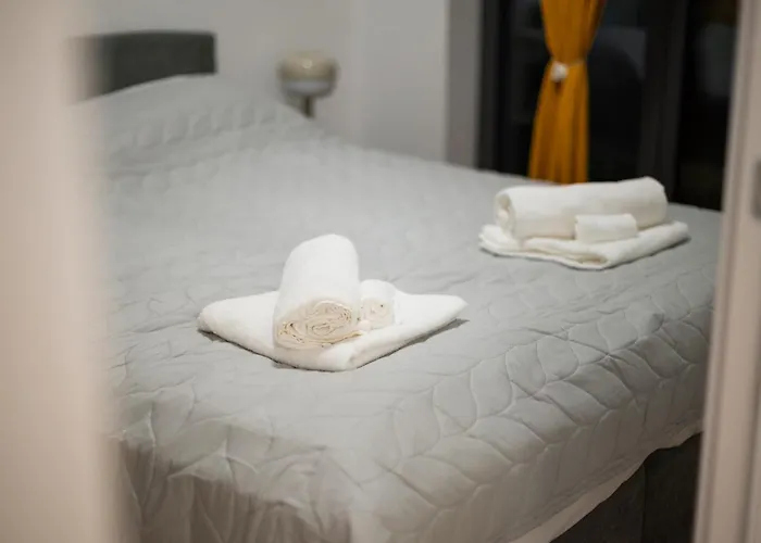 Center - The Port With Terrace & Garage Apartament *