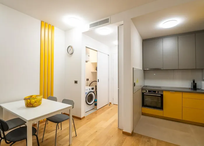 Center - The Port With Terrace & Garage Apartament