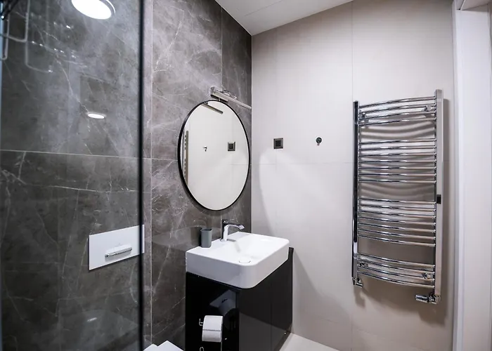 Center - The Port With Terrace & Garage Belgrad